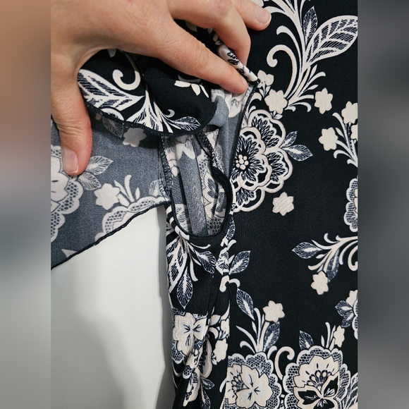 *Dress Barn Dress* - Picture 5 of 10